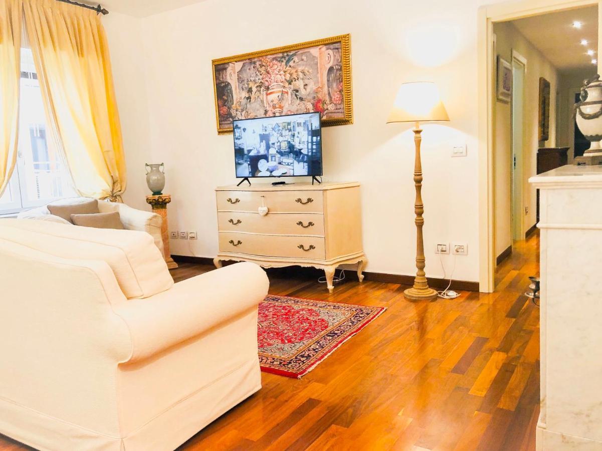 Verona Q19 Bagian luar foto